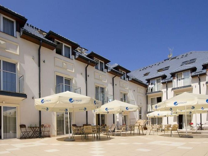 obiekt, teren hotelu