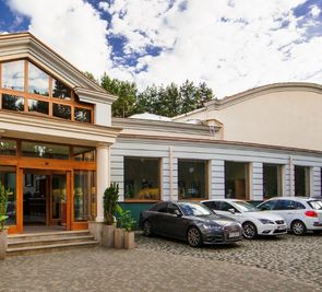 Magellan SPA & Business