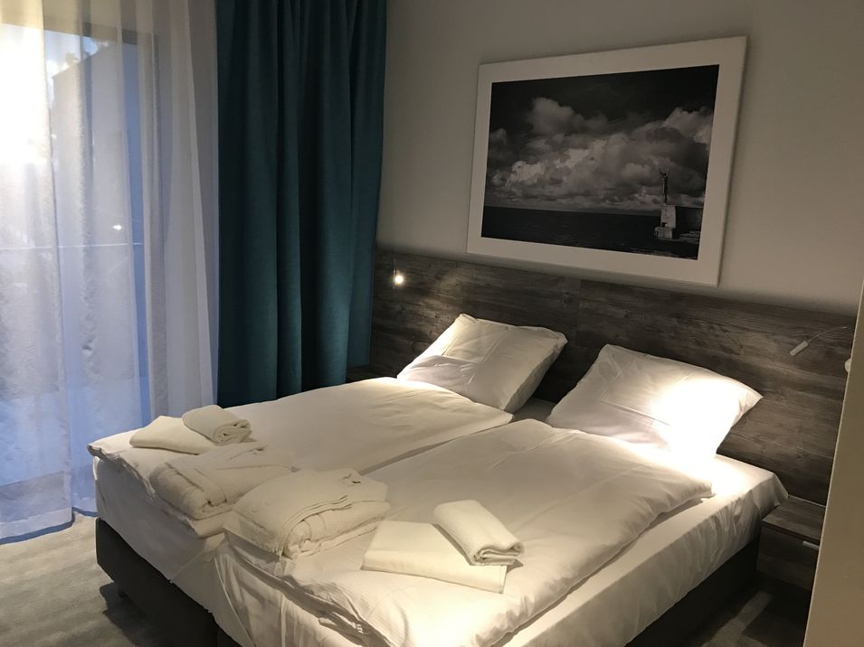 pokój, apartament