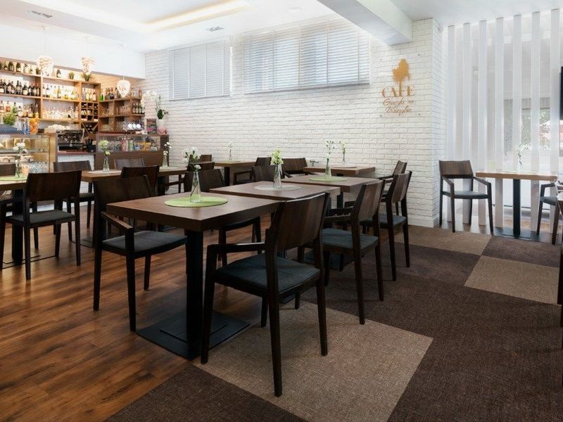 budynek główny, restauracja