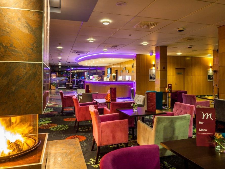 budynek główny, recepcja / lobby, teren hotelu, restauracja, lobby bar, drink bar