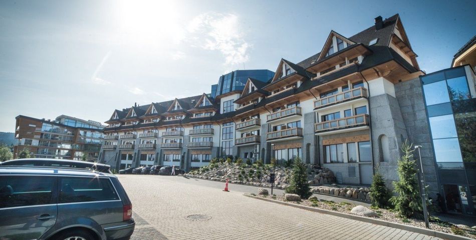 budynek główny, teren hotelu