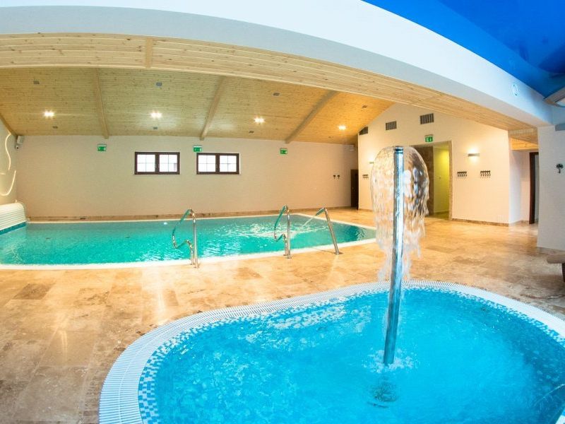 teren hotelu, basen, rozrywka