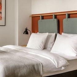 Plantonia Aparthotel