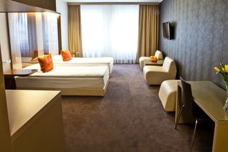 Platinum Palace Apartments