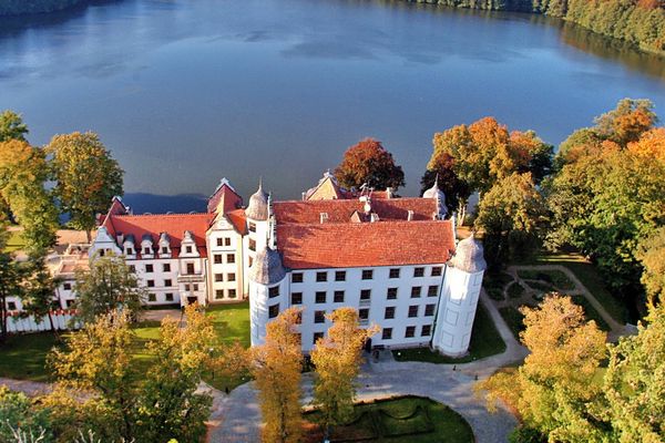 Hotel Podewils Zamek Rycerski w Krągu