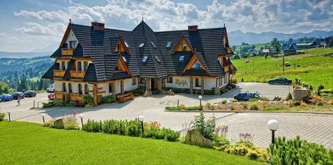obiekt, budynek główny, teren hotelu