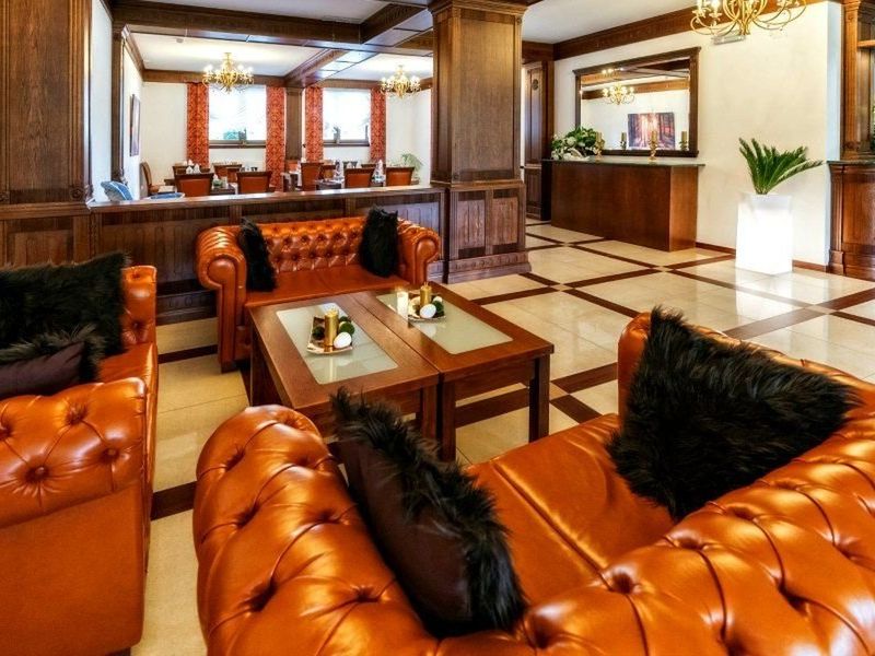 budynek główny, recepcja / lobby