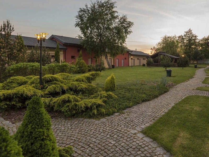 obiekt, teren hotelu