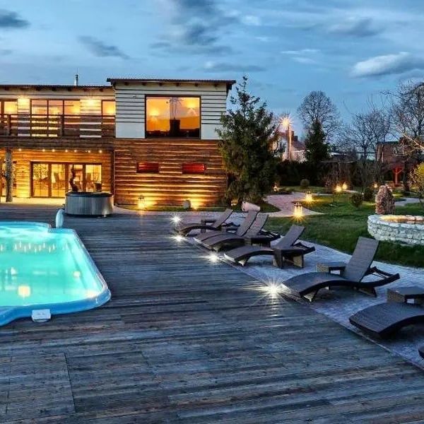 Sommer Residence & Spa — Kuniów, Polska