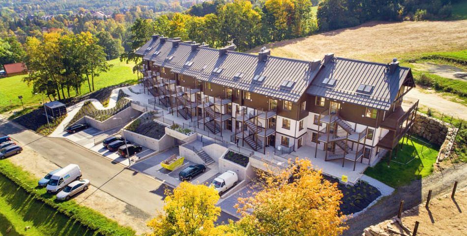 obiekt, budynek główny, teren hotelu