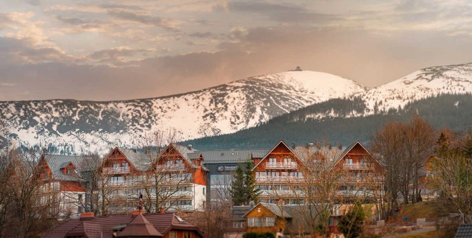 obiekt, teren hotelu