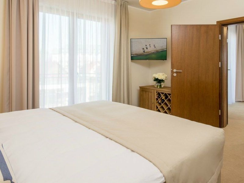 pokój, apartament