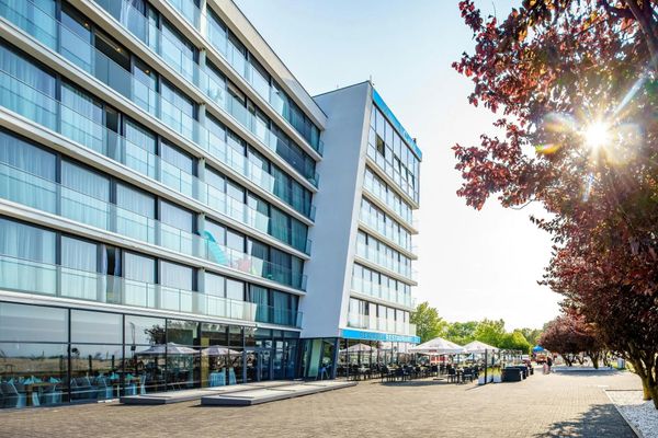 Ultra Marine By Zdrojowa