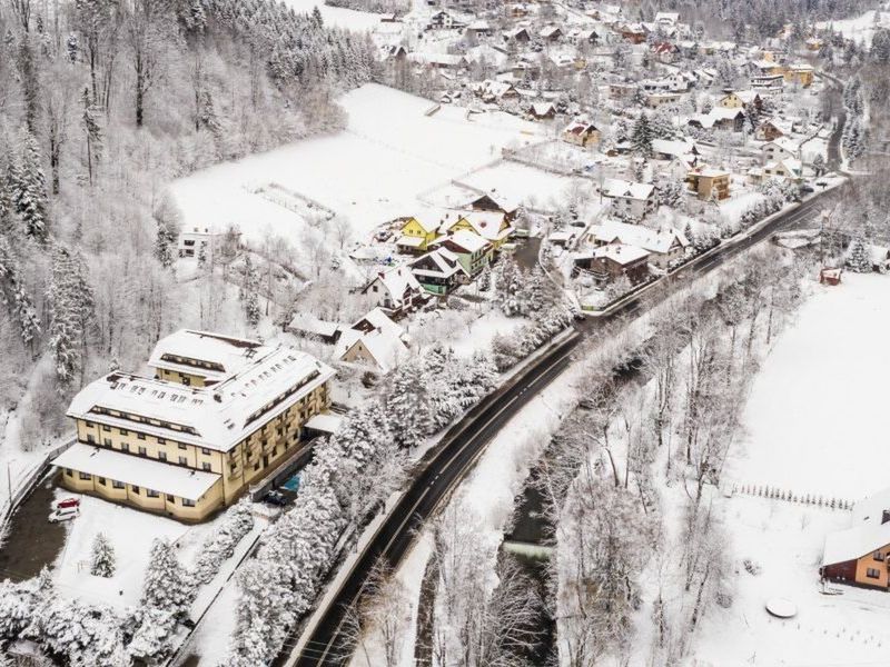 obiekt, teren hotelu