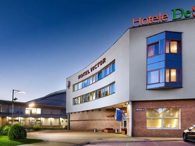 Victor Pruszków by DeSilva