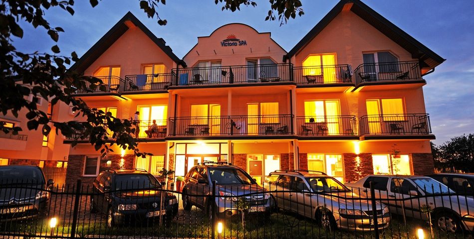 budynek główny, teren hotelu