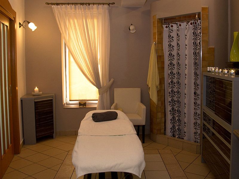 budynek główny, teren hotelu, SPA