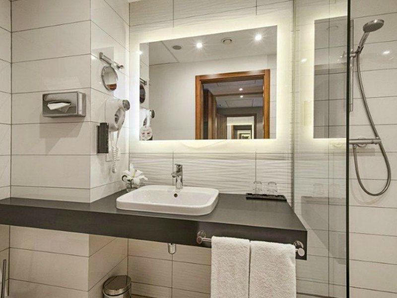 budynek główny, teren hotelu, pokój, rodzinny, suite, apartament, łazienka