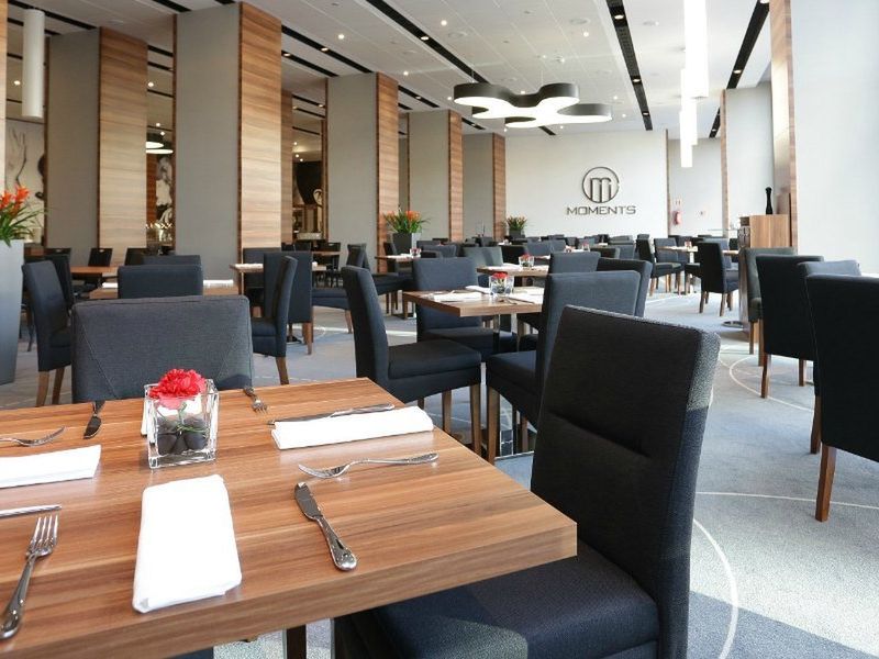budynek główny, teren hotelu, restauracja, lobby bar, drink bar