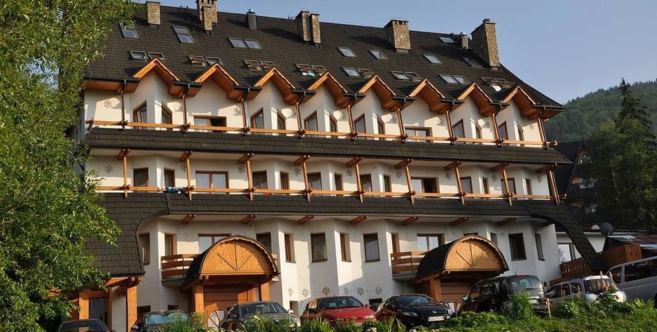 obiekt, budynek główny, teren hotelu