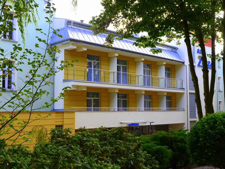 obiekt, teren hotelu