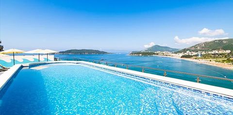 teren hotelu, plaża, basen