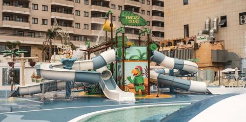 aquapark, zjeżdżalnia, brodzik