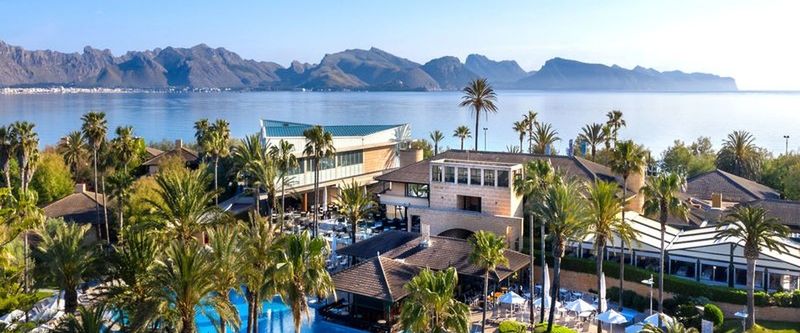 budynek główny, teren hotelu