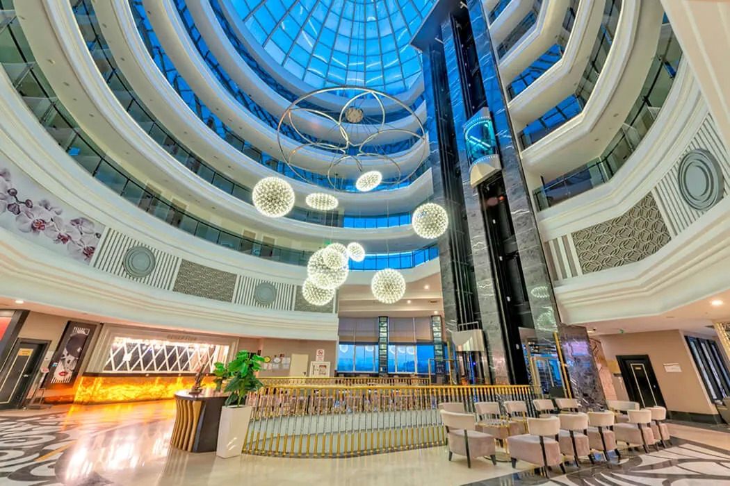 Port River & Spa - recepcja / lobby