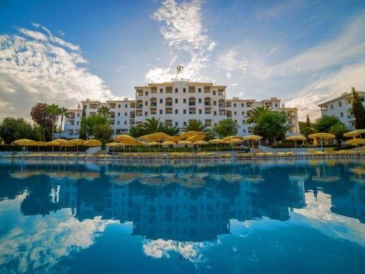Aparthotel Vila Petra 4*