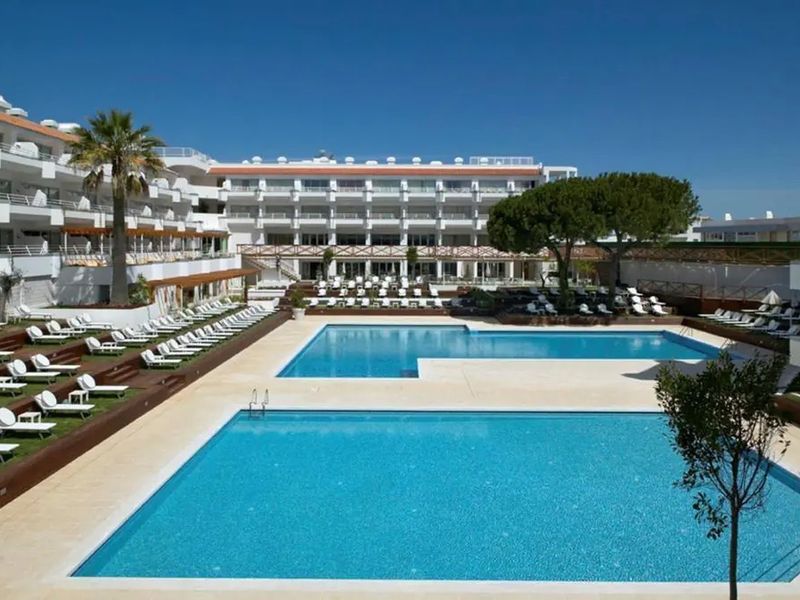 Aqualuz by The Editory