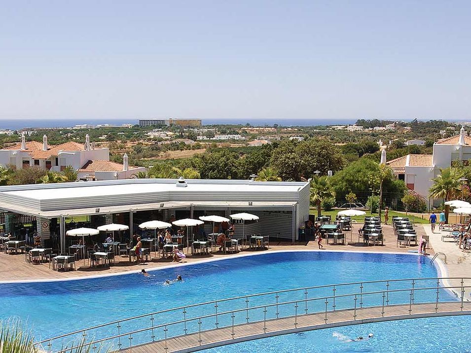 basen, pool bar