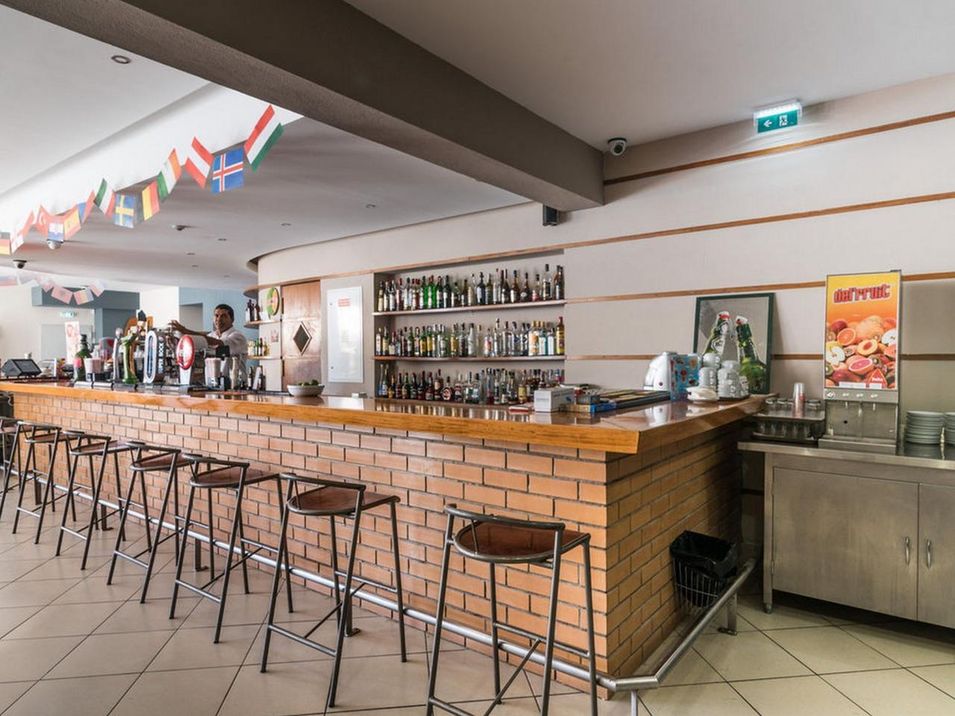 drink bar