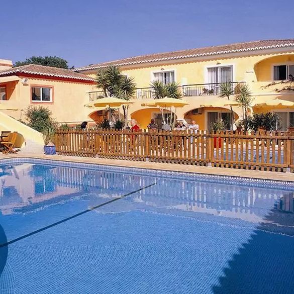 Costa D'Oiro Ambiance Village