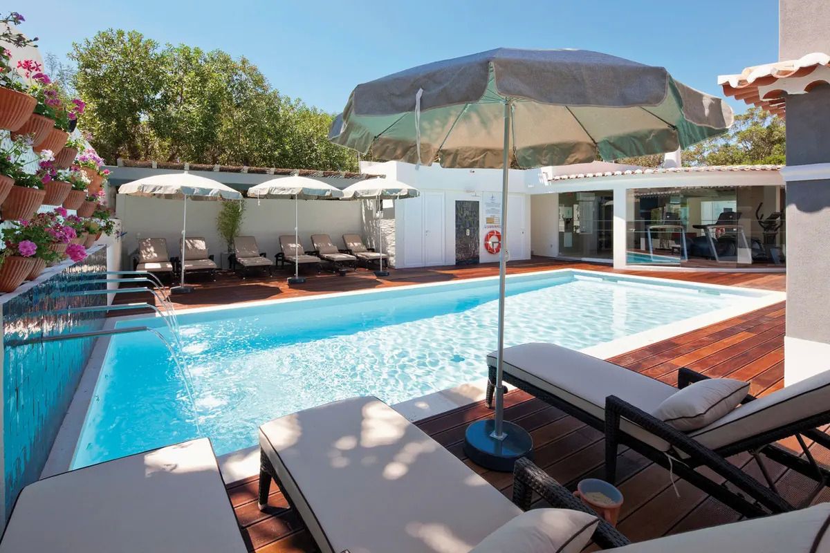 Costa D'Oiro Ambiance Village - basen