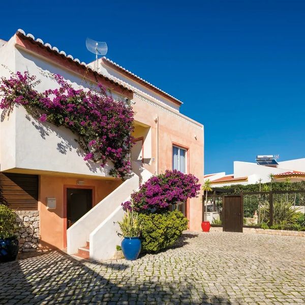 Costa D'Oiro Ambiance Village