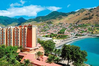 Dom Pedro Madeira Ocean Beach