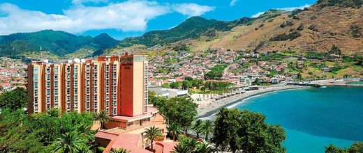 Dom Pedro Madeira Ocean Beach