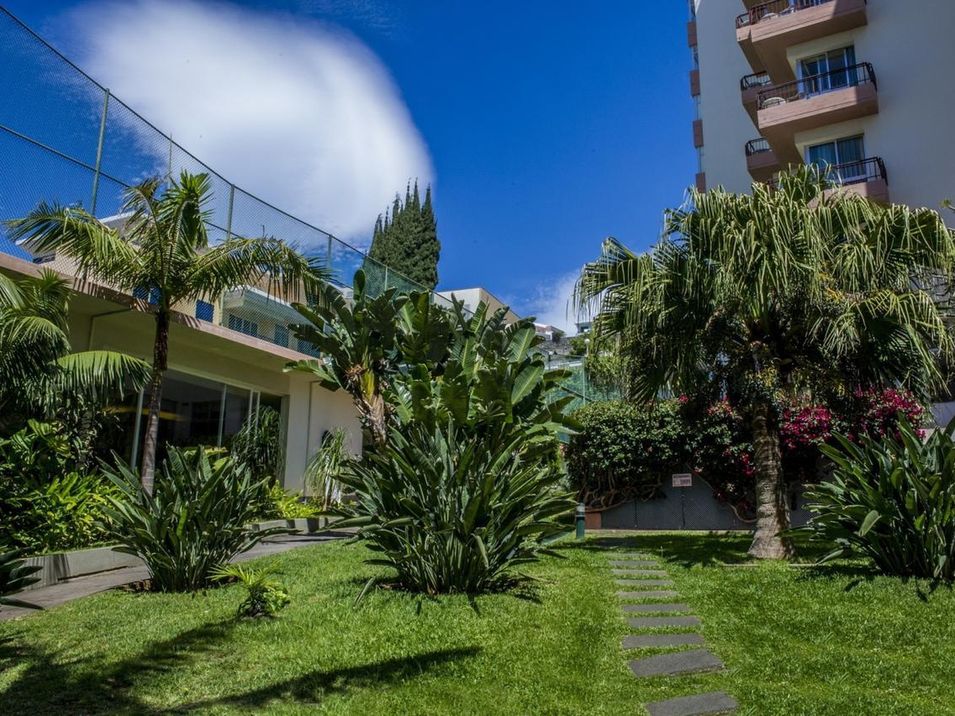obiekt, teren hotelu