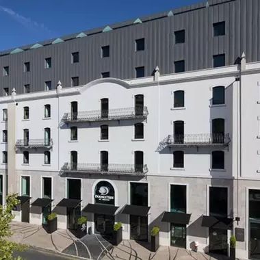 DoubleTree by Hilton - Fontana Park