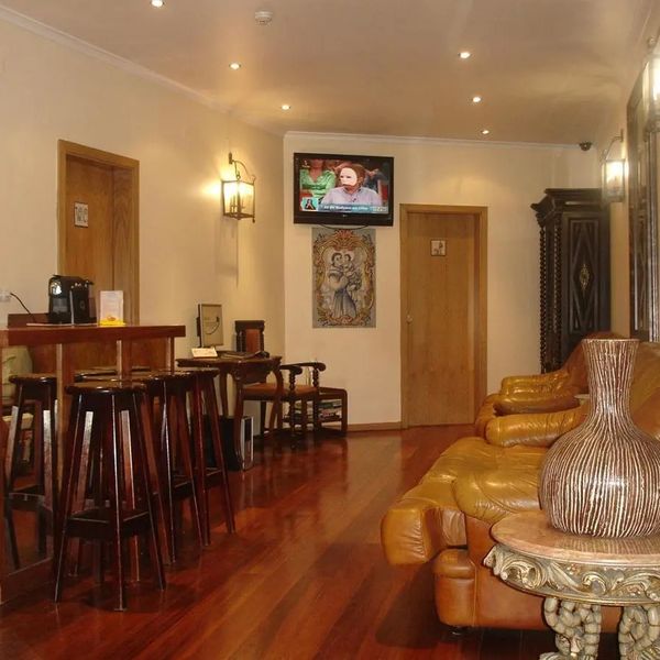 Grande Pensao Residencial Alcobia