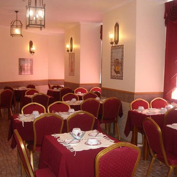 Grande Pensao Residencial Alcobia