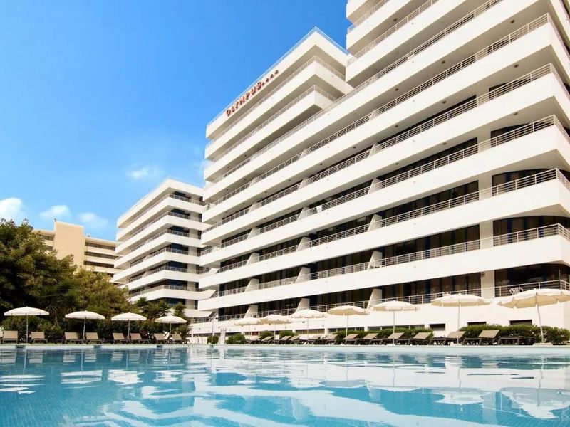 Luna Olympus Vilamoura Suites