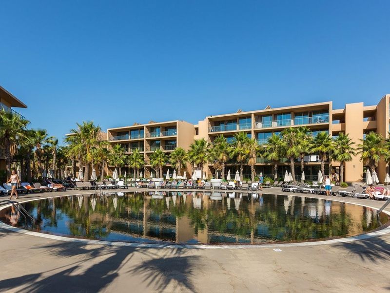 Marriott Residences Salgados Resort 4*