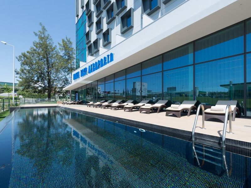 Melia Lisboa Aeroporto (ex. Tryp Lisboa Aeroporto)
