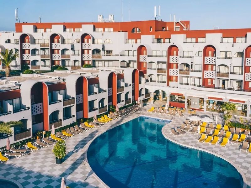 Muthu Oura Praia Hotel (ex. Oura Praia) 4*