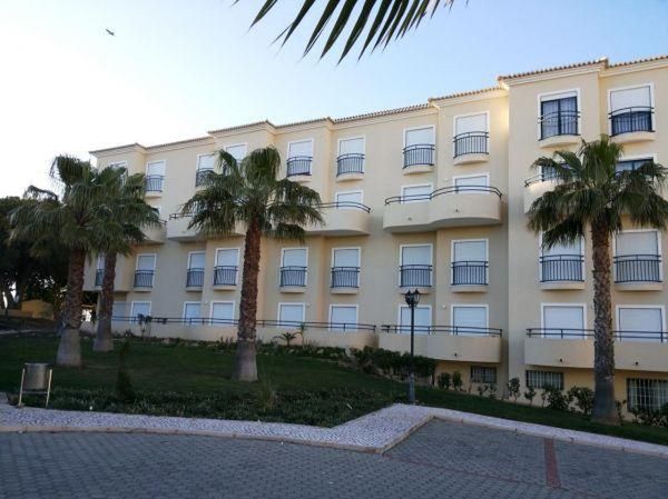 obiekt, budynek główny, teren hotelu