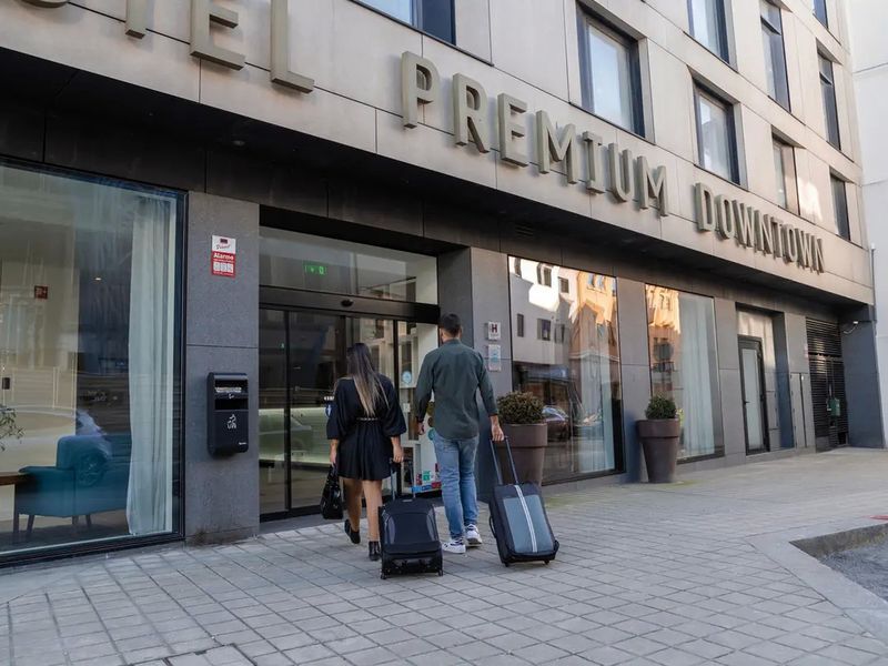 Premium Porto Downtown