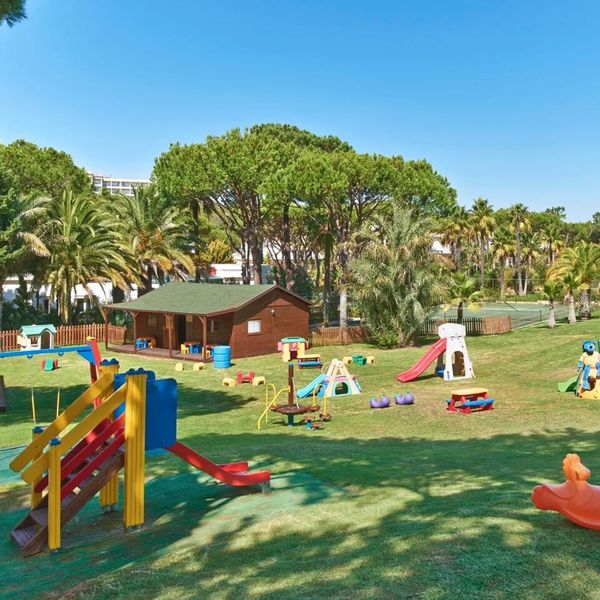 Ria Park Garden
